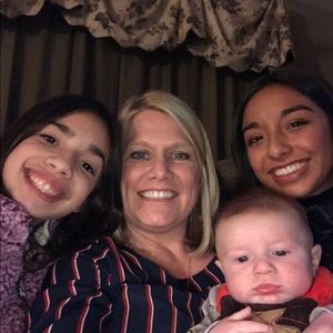 Meet your Posher, Christina